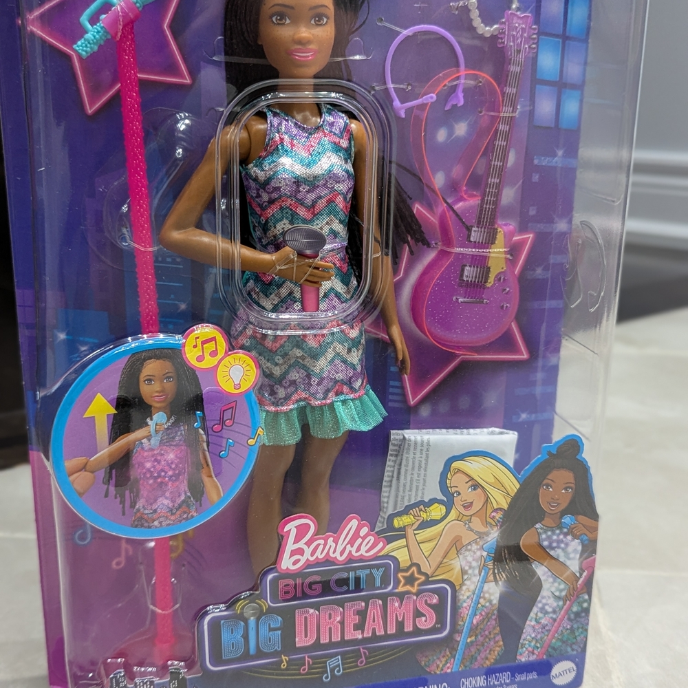2/$40 Barbie Singer Big City Big Dreams Doll